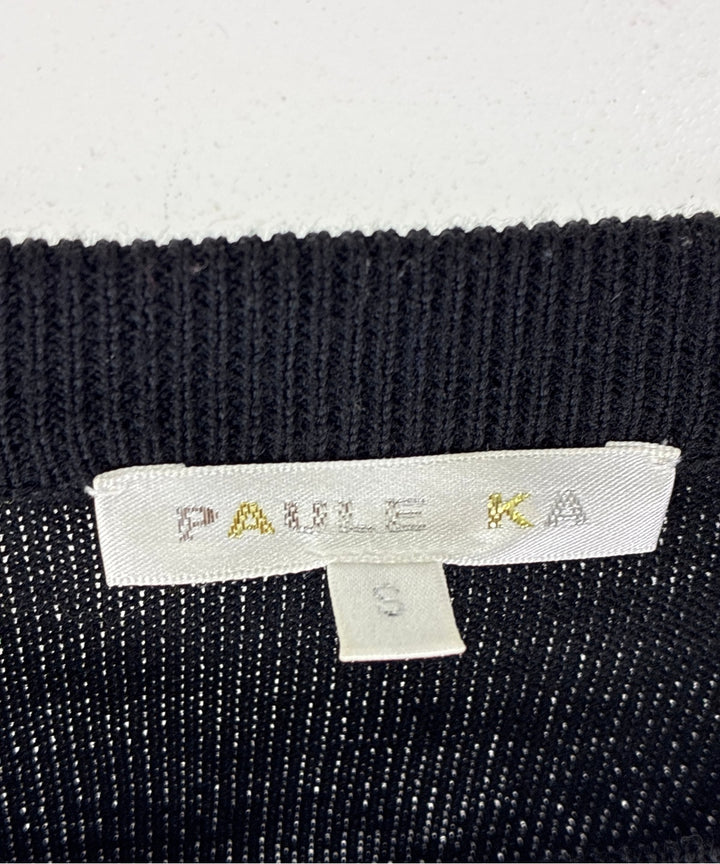 PAULE KA เสื้อกันหนาว