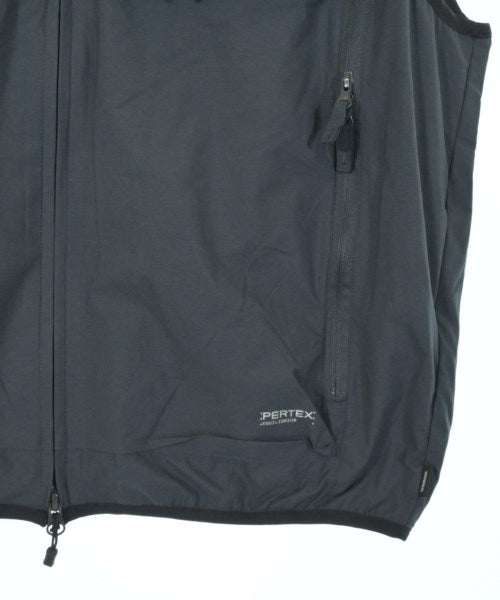 UNIVERSAL PRODUCTS แจ็คเก็ตเบลาส์ อื่น