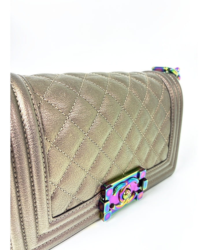 CHANEL กระเป๋าสะพาย