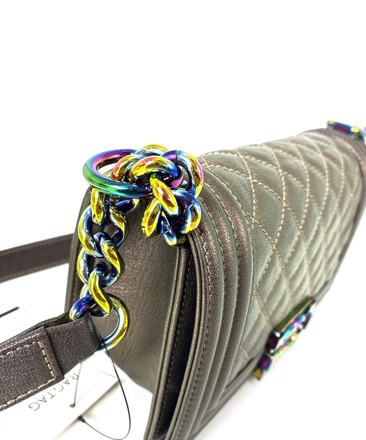 CHANEL กระเป๋าสะพาย