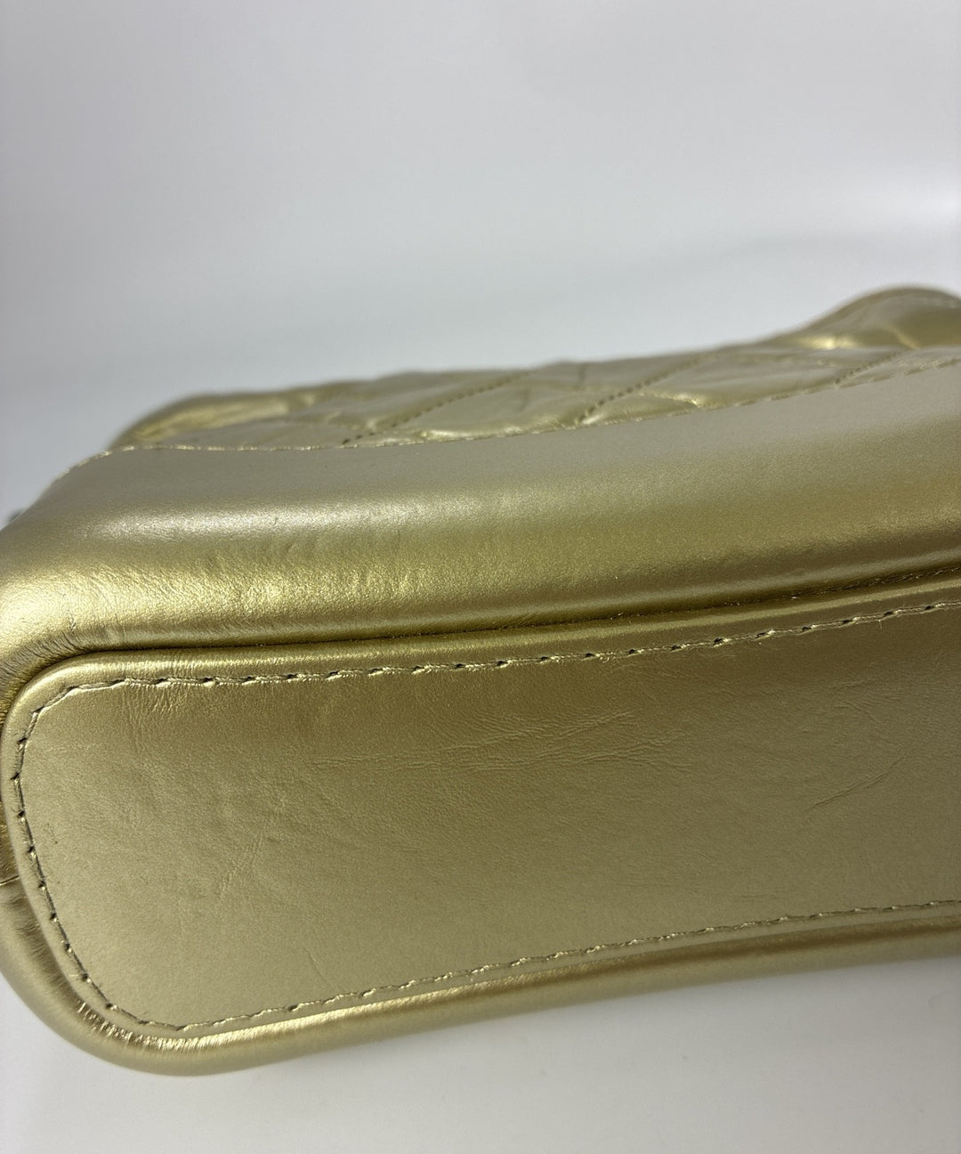 CHANEL กระเป๋าสะพาย