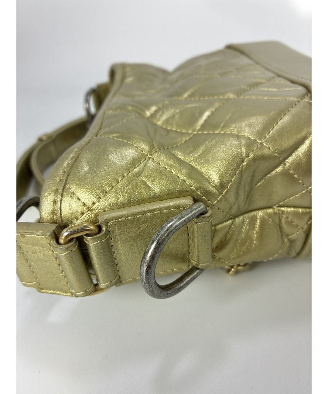 CHANEL กระเป๋าสะพาย