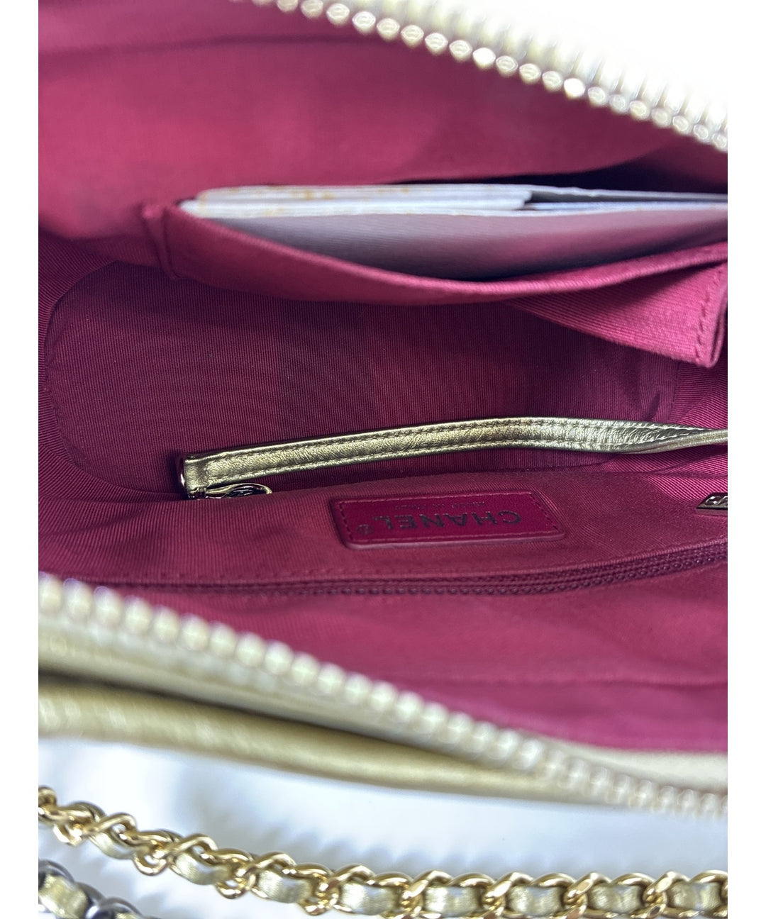 CHANEL กระเป๋าสะพาย