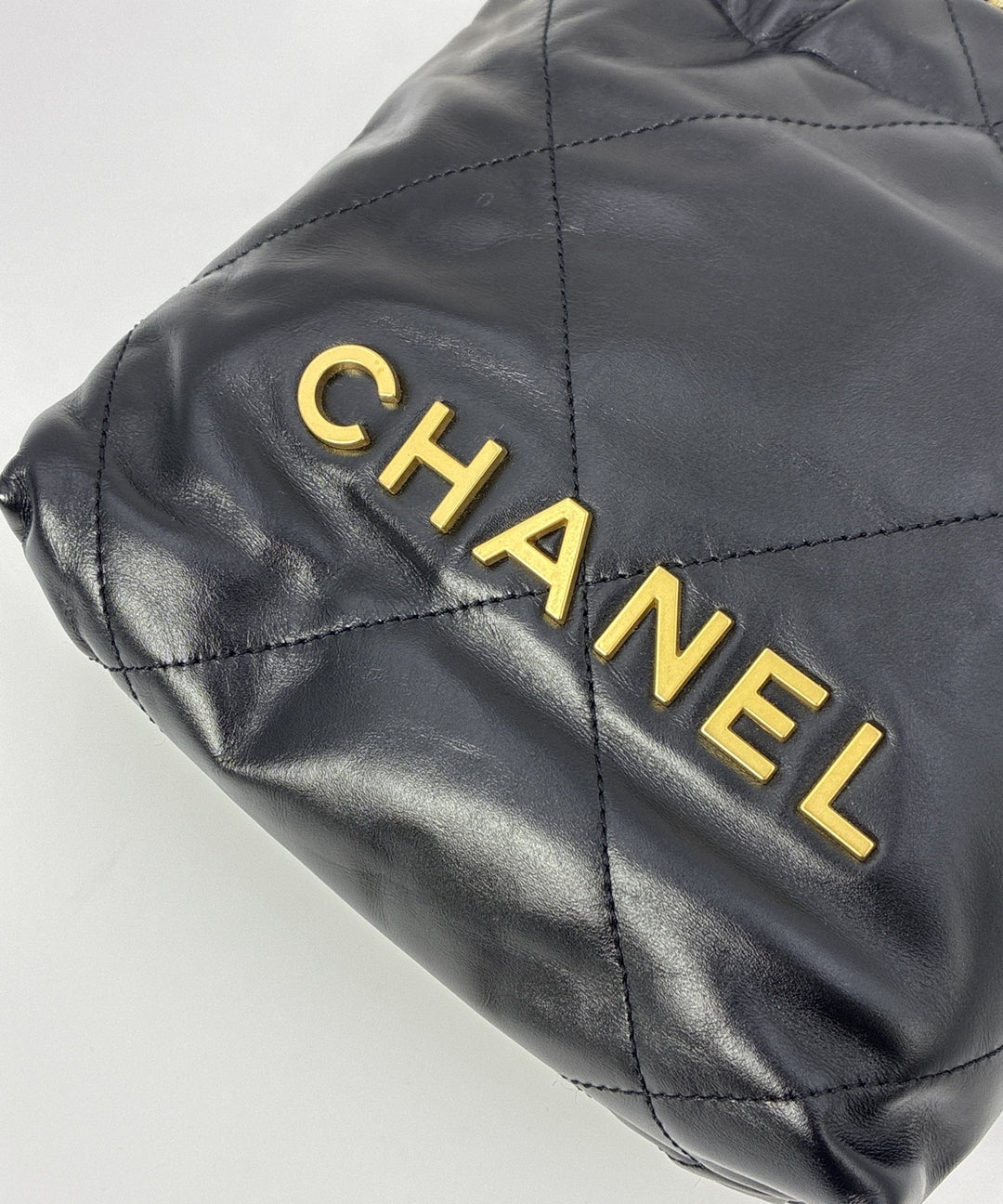 CHANEL กระเป๋าสะพาย