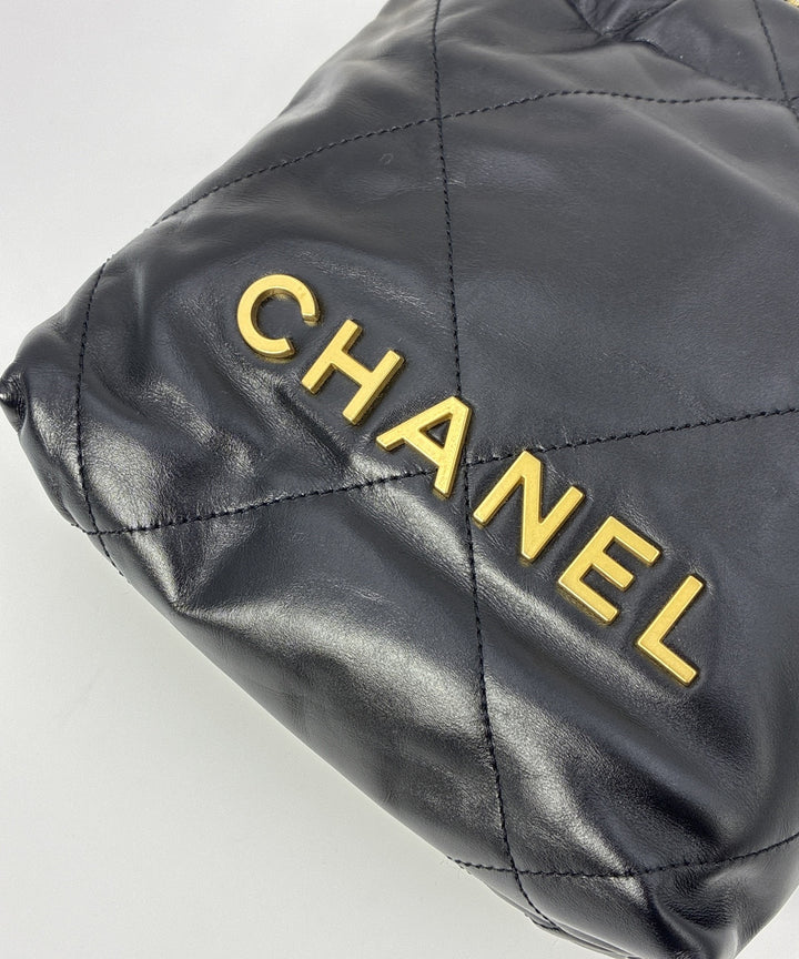 CHANEL กระเป๋าสะพาย