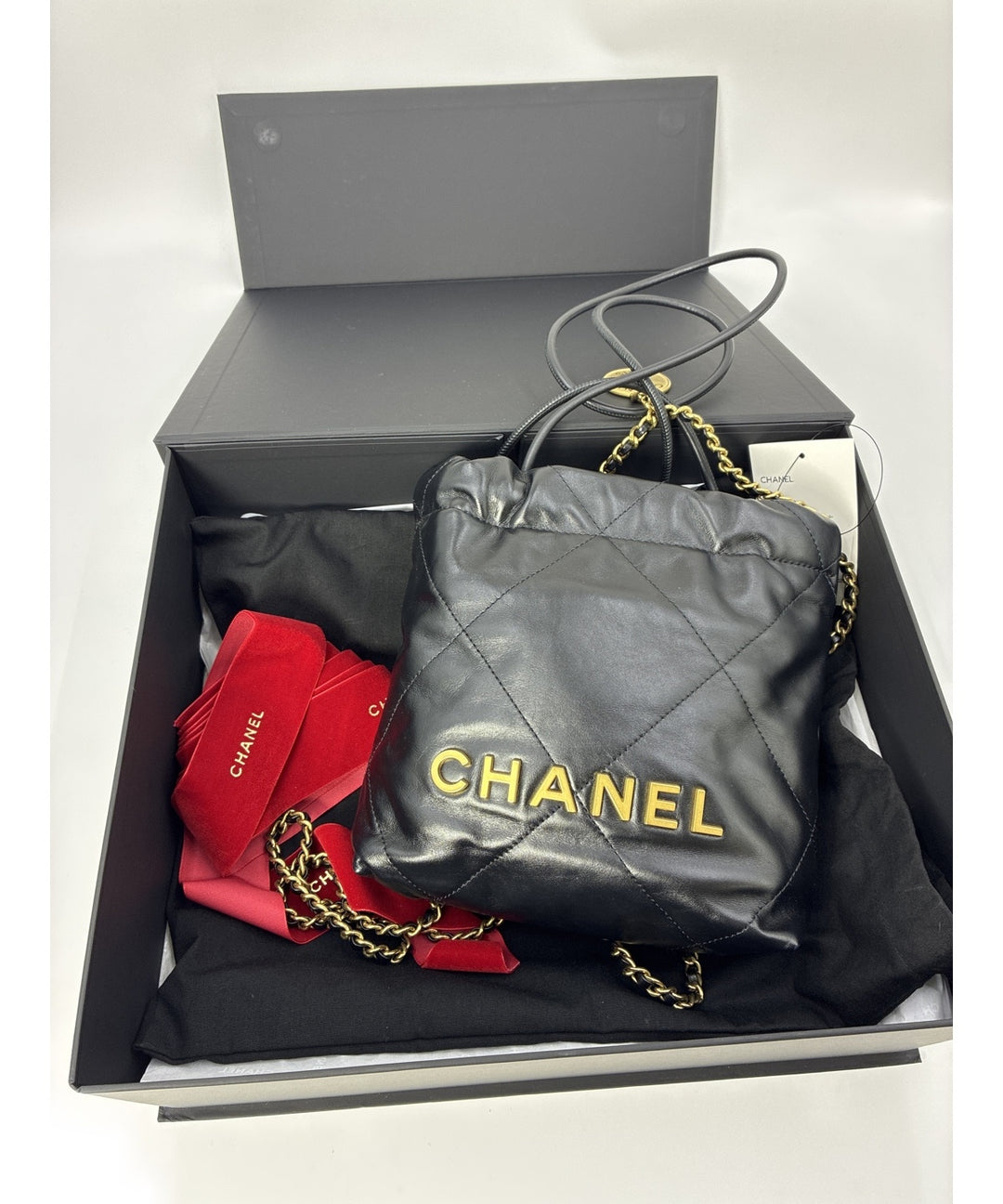 CHANEL กระเป๋าสะพาย