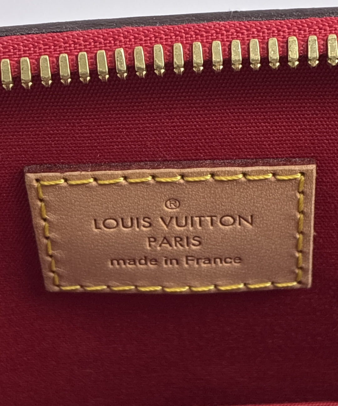 LOUIS VUITTON กระเป๋าถือ