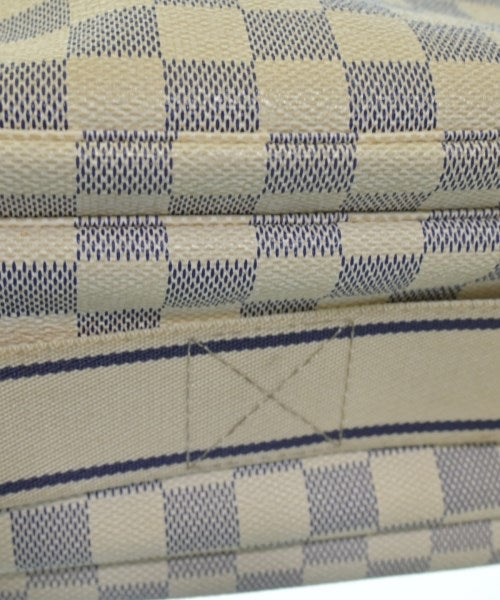 LOUIS VUITTON กระเป๋าสะพาย