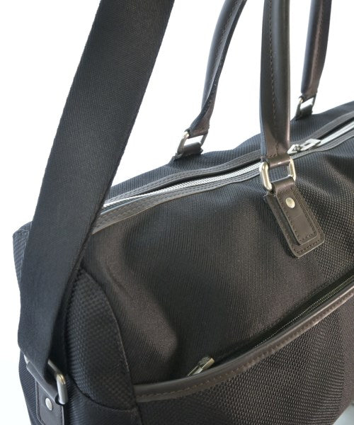 LOUIS VUITTON กระเป๋าใส่อุปกรณ์ขนาดใหญ่