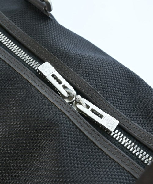 LOUIS VUITTON กระเป๋าใส่อุปกรณ์ขนาดใหญ่