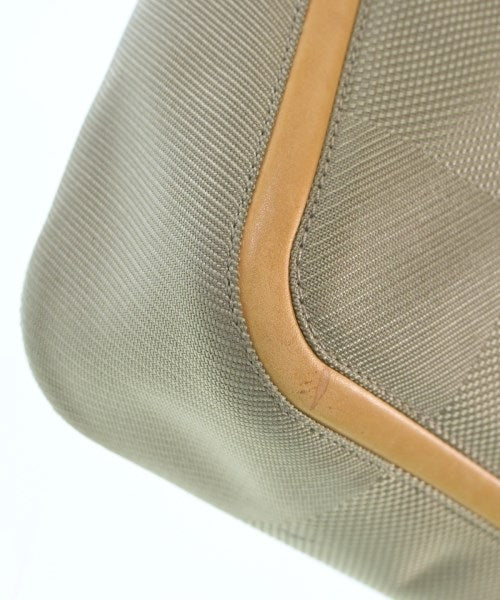 LOUIS VUITTON กระเป๋าสะพาย