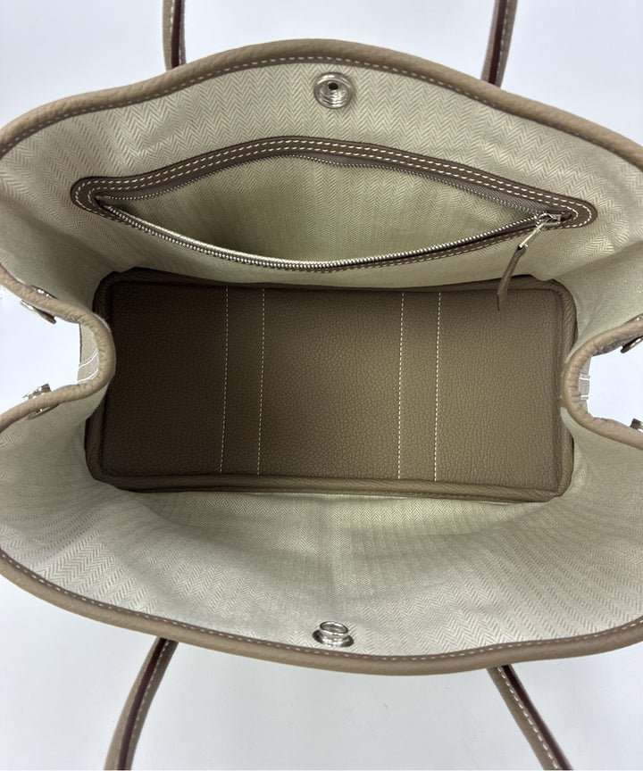 HERMES กระเป๋าถือ