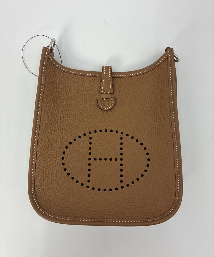 HERMES กระเป๋าถือ