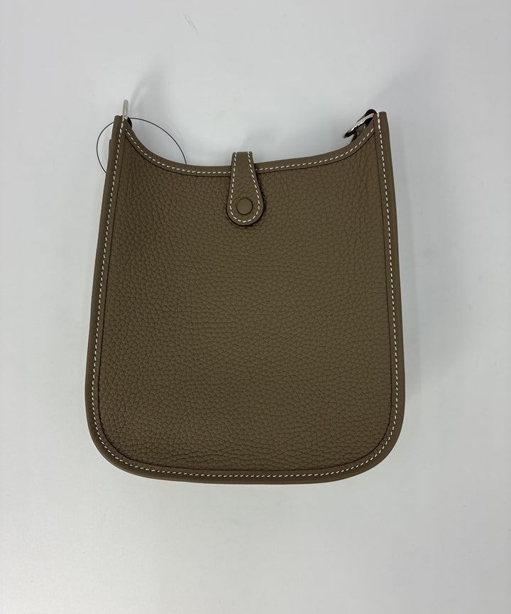 HERMES กระเป๋าถือ