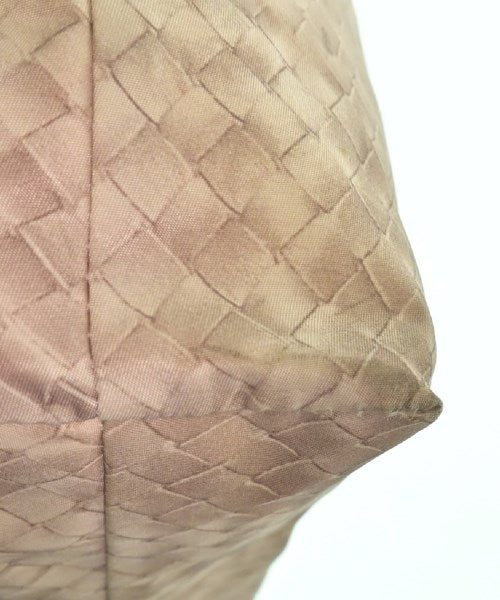 BOTTEGA VENETA กระเป๋าถือขนาดใหญ่