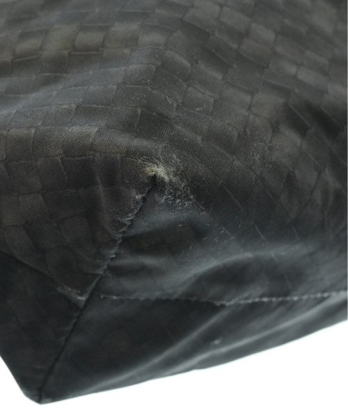 BOTTEGA VENETA กระเป๋าถือขนาดใหญ่