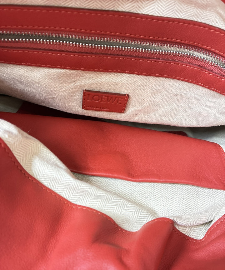 LOEWE กระเป๋าถือขนาดใหญ่