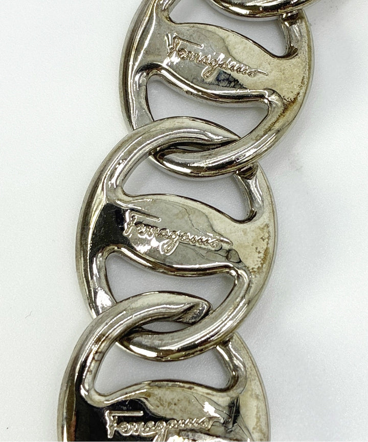 Salvatore Ferragamo กระเป๋าสะพาย