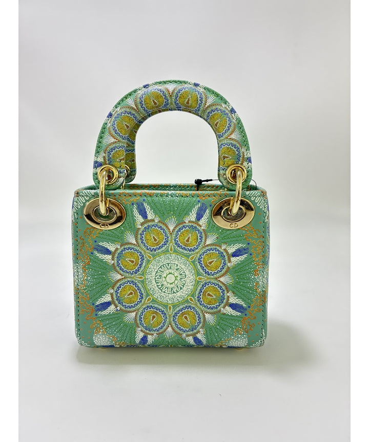 Christian Dior กระเป๋าสะพาย