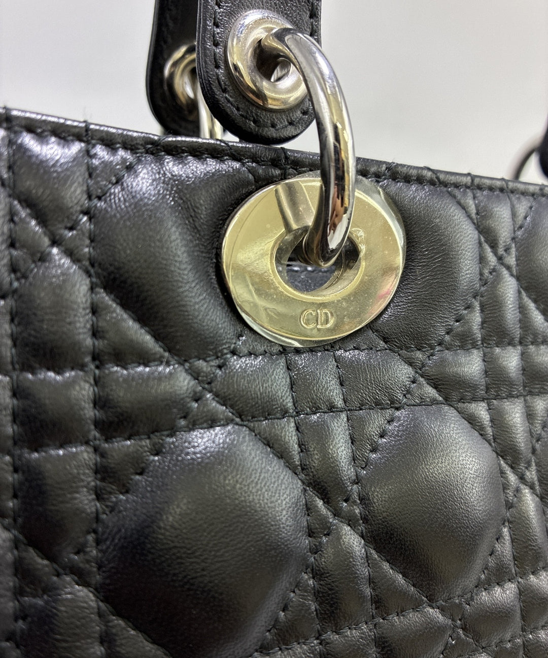 Christian Dior กระเป๋าถือ