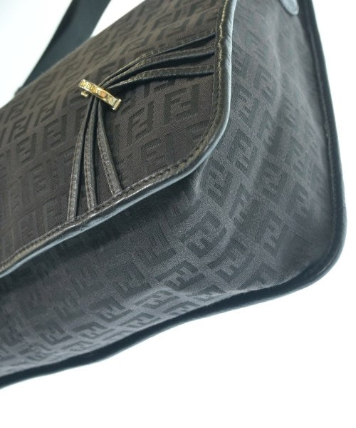 FENDI กระเป๋าสะพาย