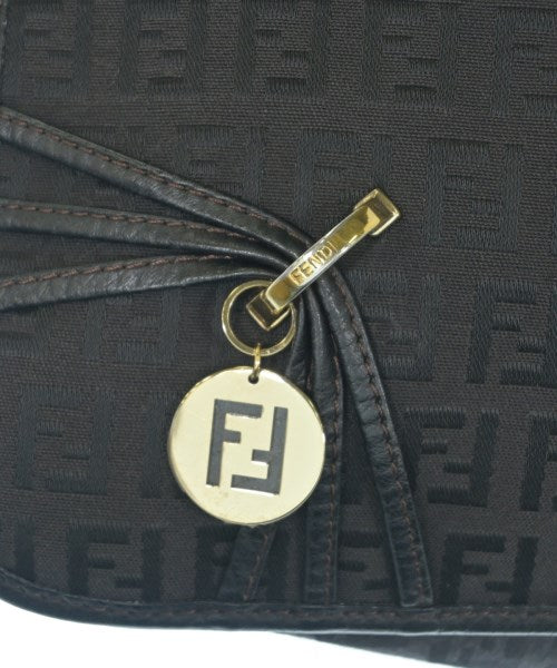 FENDI กระเป๋าสะพาย