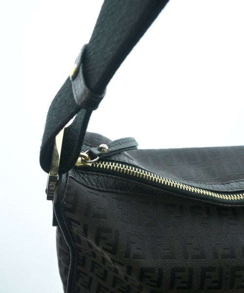 FENDI กระเป๋าสะพาย