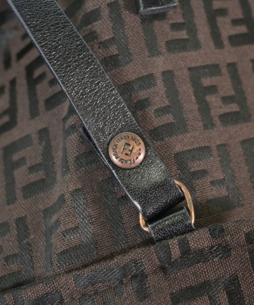 FENDI กระเป๋าถือขนาดใหญ่