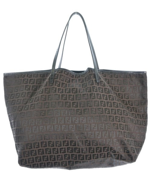 FENDI กระเป๋าถือขนาดใหญ่