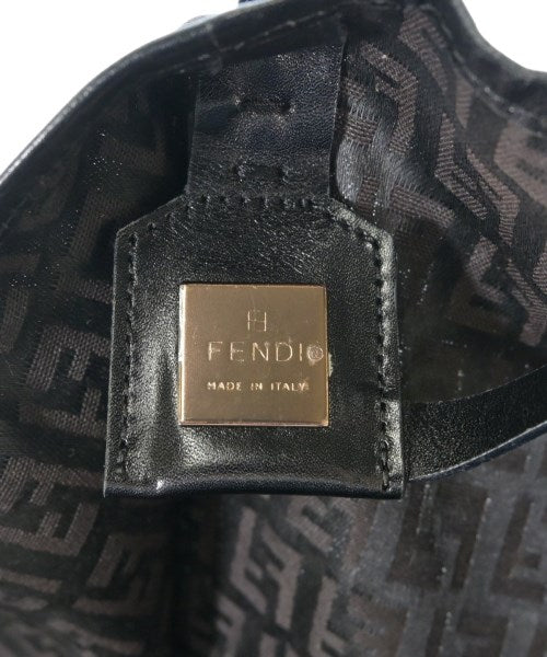 FENDI กระเป๋าถือขนาดใหญ่