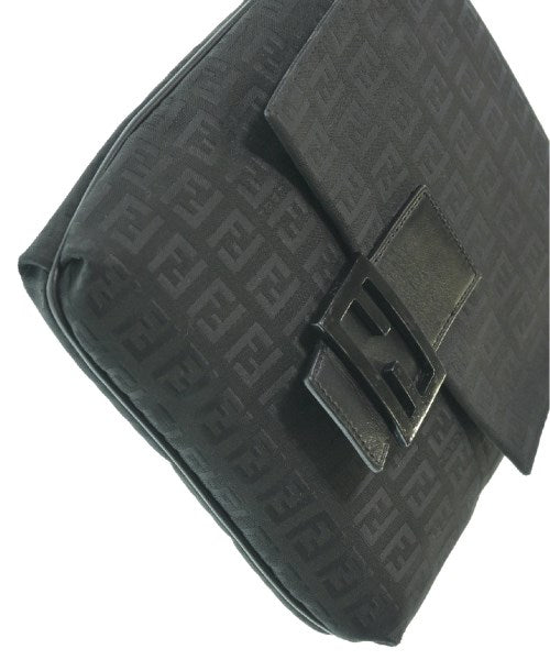 FENDI กระเป๋าสะพาย