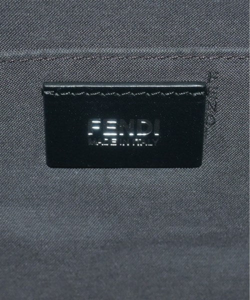 FENDI กระเป๋าสะพาย