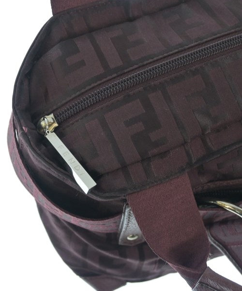 FENDI กระเป๋าถือขนาดใหญ่