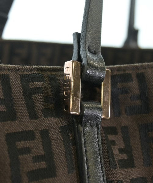 FENDI กระเป๋าถือ