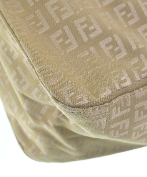 FENDI กระเป๋าสะพาย