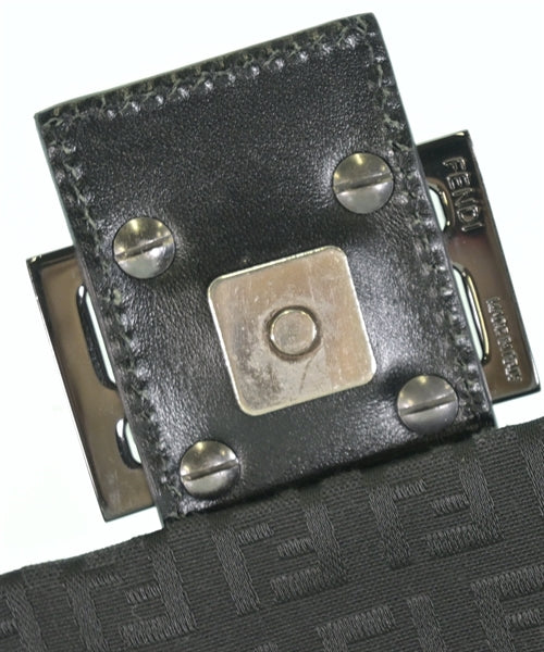 FENDI กระเป๋าสะพาย