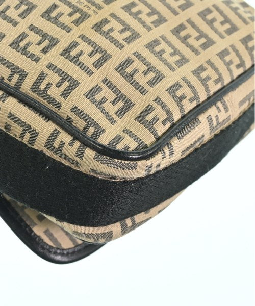 FENDI กระเป๋าสะพาย