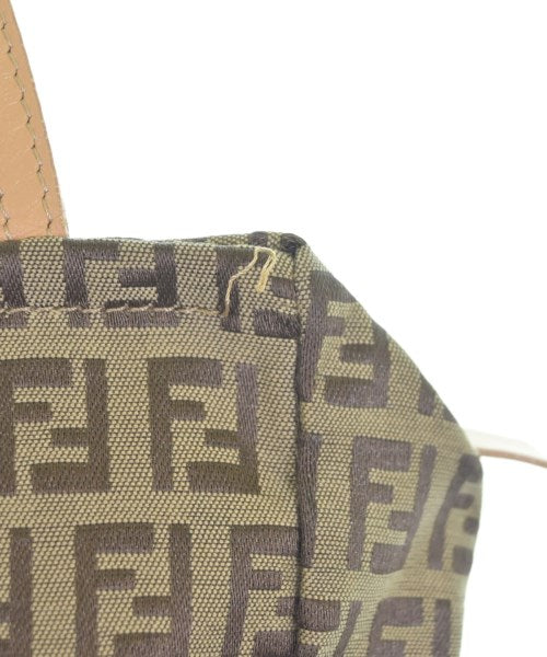 FENDI กระเป๋าถือ