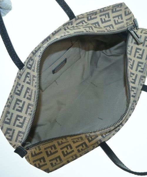 FENDI กระเป๋าถือ