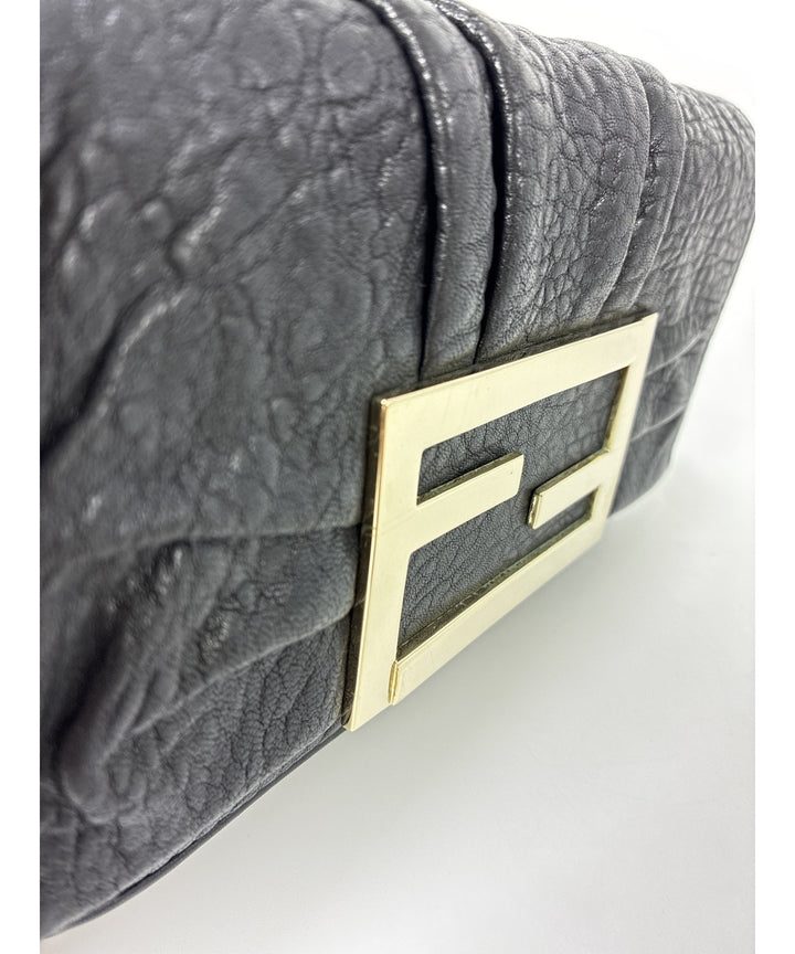 FENDI กระเป๋าสะพาย