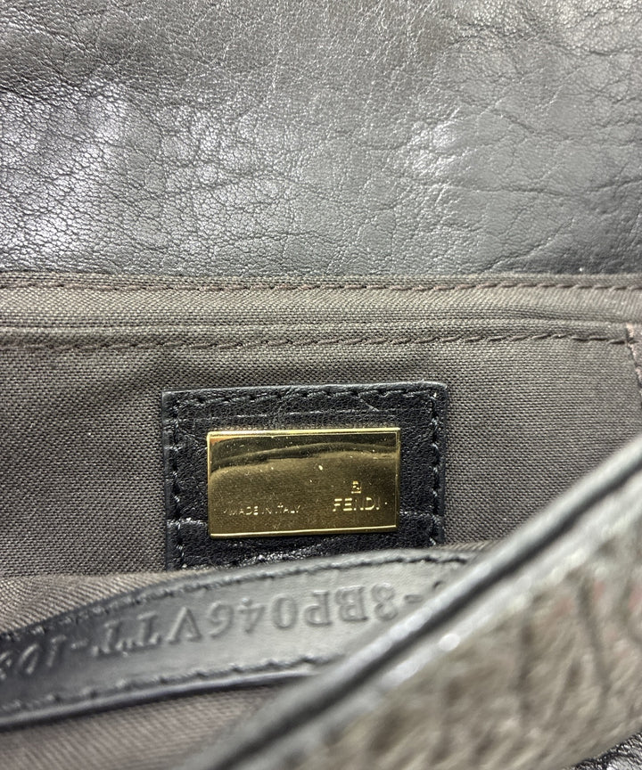 FENDI กระเป๋าสะพาย