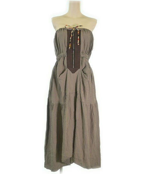 AKANE UTSUNOMIYA ชุดเดรส