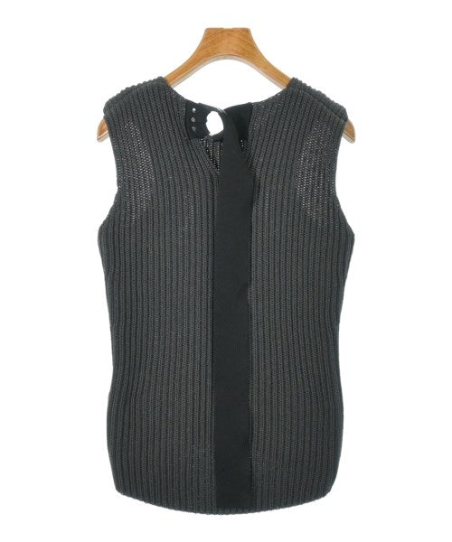 CELINE เสื้อแขนกุด