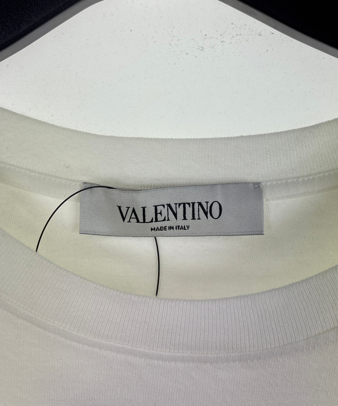 VALENTINO เสื้อยืด/เสื้อท็อปส์