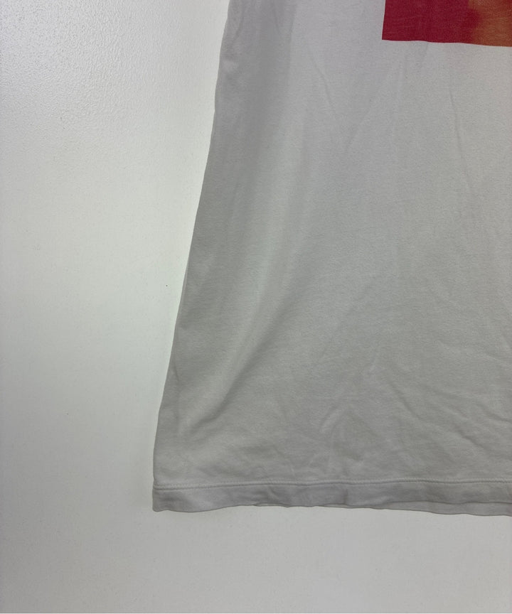 VALENTINO เสื้อยืด/เสื้อท็อปส์