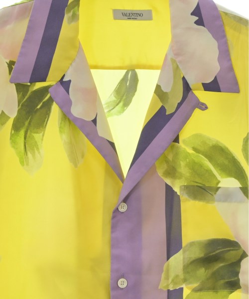 VALENTINO เสื้อลำลอง