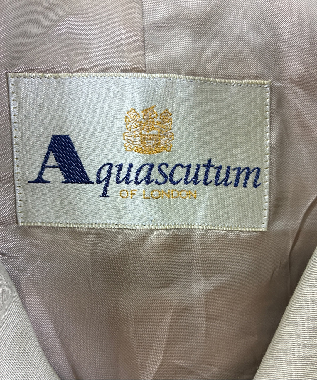 AQUASCUTUM แจ็คเก็ตเบลาส์ อื่น