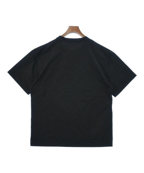 uniform experiment เสื้อยืด/เสื้อท็อปส์