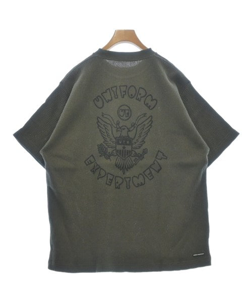 uniform experiment เสื้อยืด/เสื้อท็อปส์