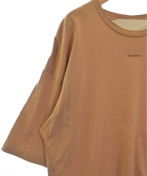 TICCA เสื้อยืด/เสื้อท็อปส์